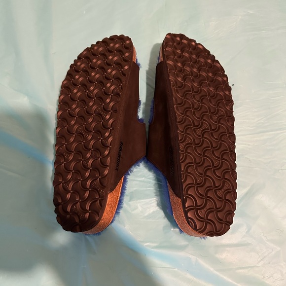 Birkenstock Arizona Shearling Blue and Brown Sandals with Double Straps - Picture 7 of 7